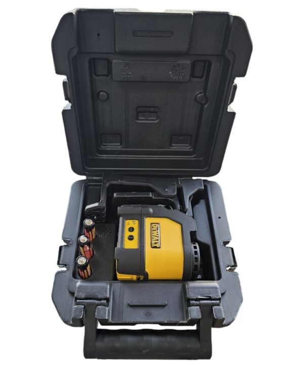 تراز لیزری نور سبز طرح دیوالت