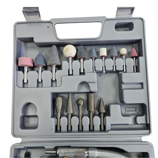 کیت 17 پارچه شلنگ فرز و دریل دنباله 6 میلیمتری به همراه لوازم